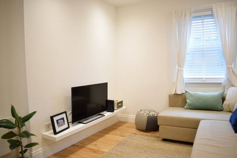Bright 1 Bedroom Apartment In Wimbledon Park