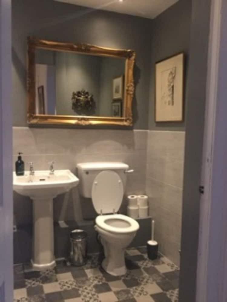 Apartamentos Elegant 2 Bedroom Home In City Centre