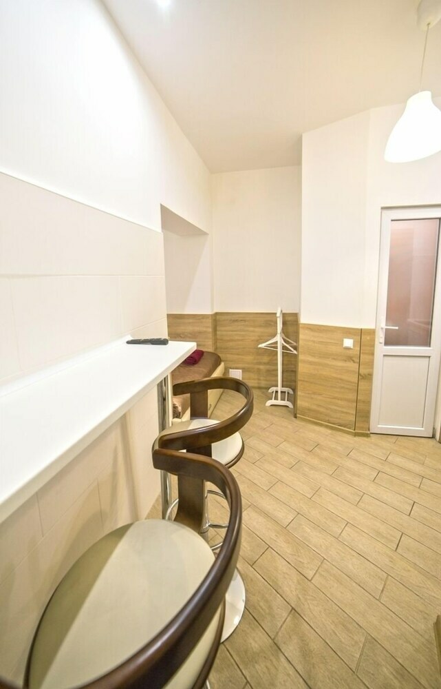 Smart Apartment Chornovola 21a