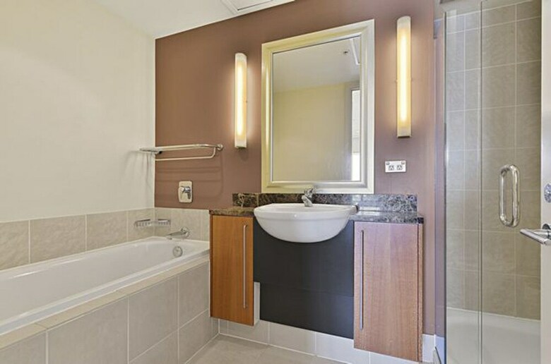 Zodiak's Viaduct Harbor 2 Bed Apartment