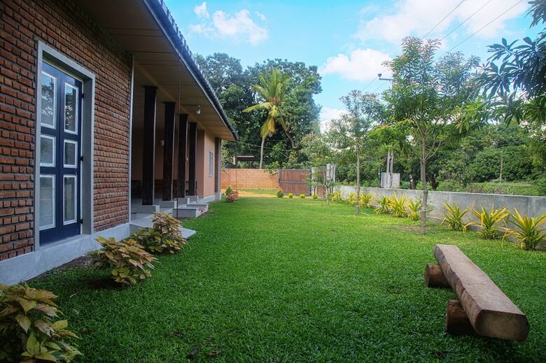 Hotel Honey Tree Polonnaruwa