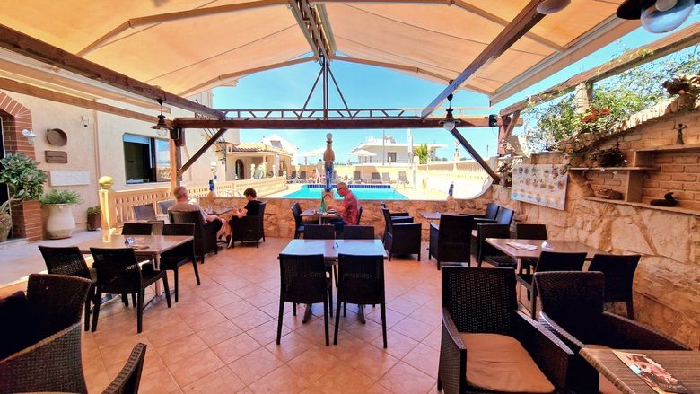 Hotel Erato