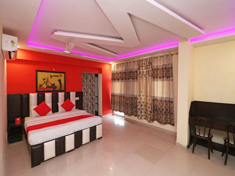 Hotel Oyo 26869 Taj View Pent House