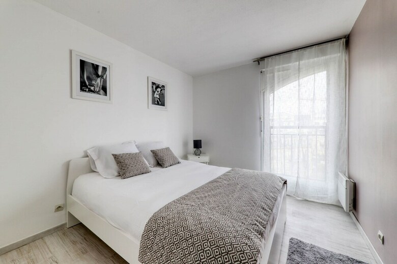 Victoria Apartment