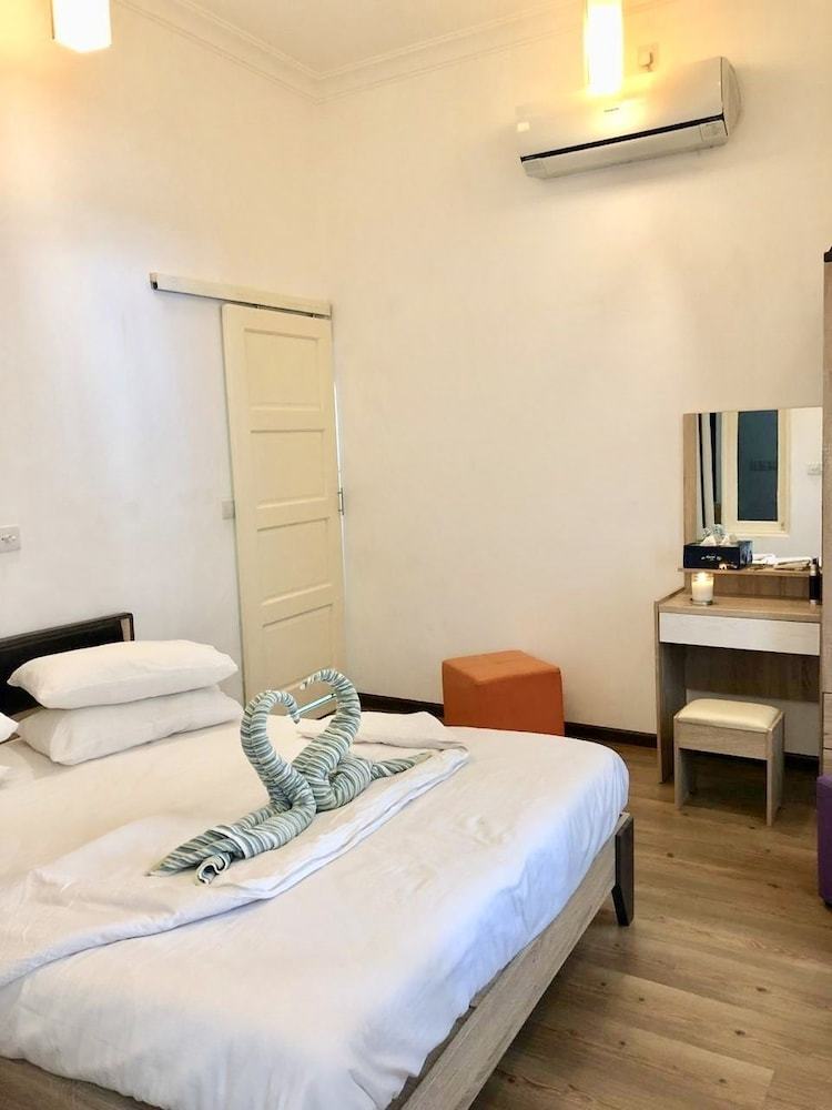Hotel Island Side Gulhi