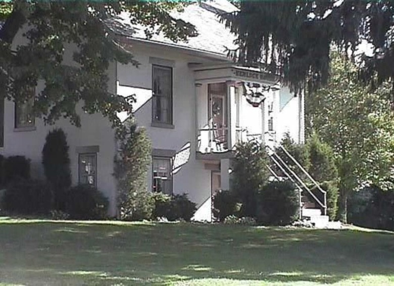 The Pines Of Dresden Bed And Breakfast