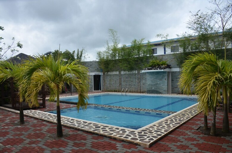 Ndn Grand Hotel