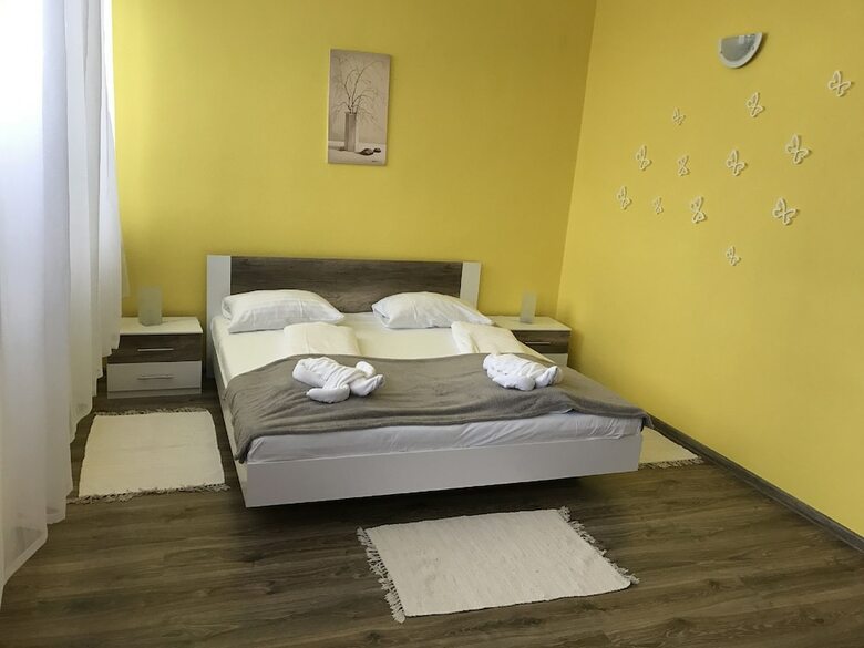 Hotel Hubert Nov� Z�mky