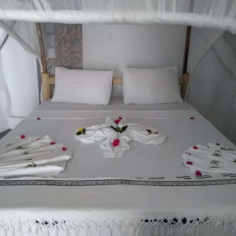 Bed & Breakfast Bahari Pizza Restaurant And Bungalows