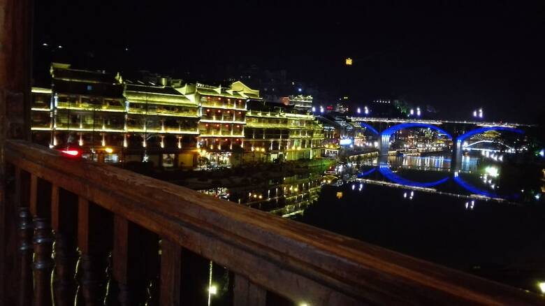 Posada Fenghuang Hua Xiang Yuan Inn