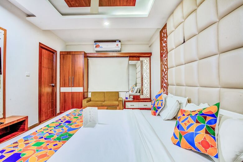 Fabhotel Empark