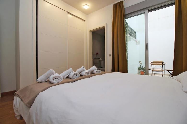 Apartamentos Del Parque Flats San Pablo