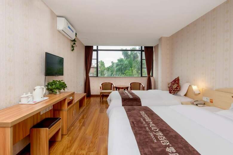Leo Boutique Hotel