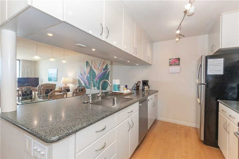 Paki Maui 422 - Two Bedroom Condo