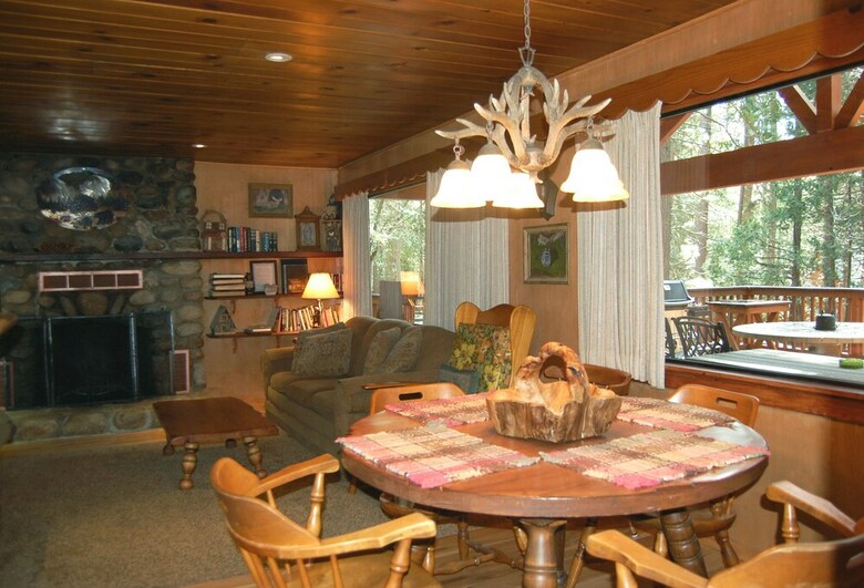 Cabana Deer Den