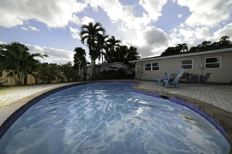 Hotel Luxury Villa Oasis & Private Pool