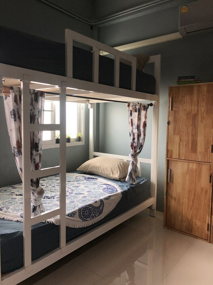 Hostal Oyo 692 Nakara Ayutthaya