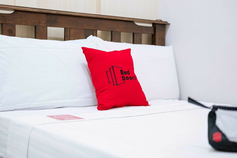 Hotel Reddoorz Premium @ Smdc North Edsa