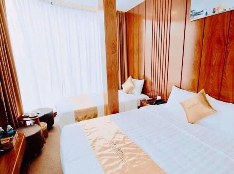 Mira Hotel