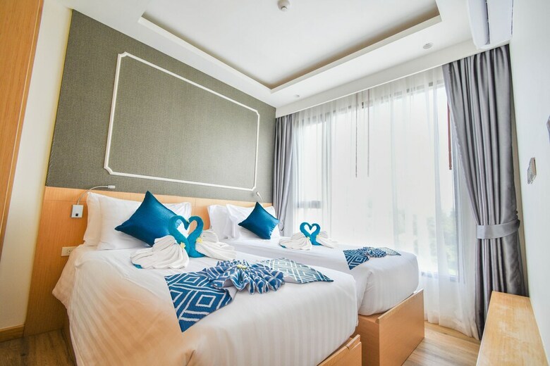 Hotel The Aristo Beach Resort ( Surin )