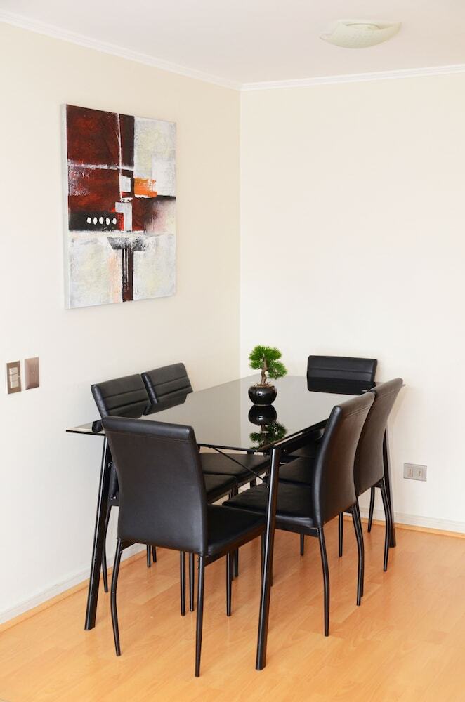 Aparthotel International Suites