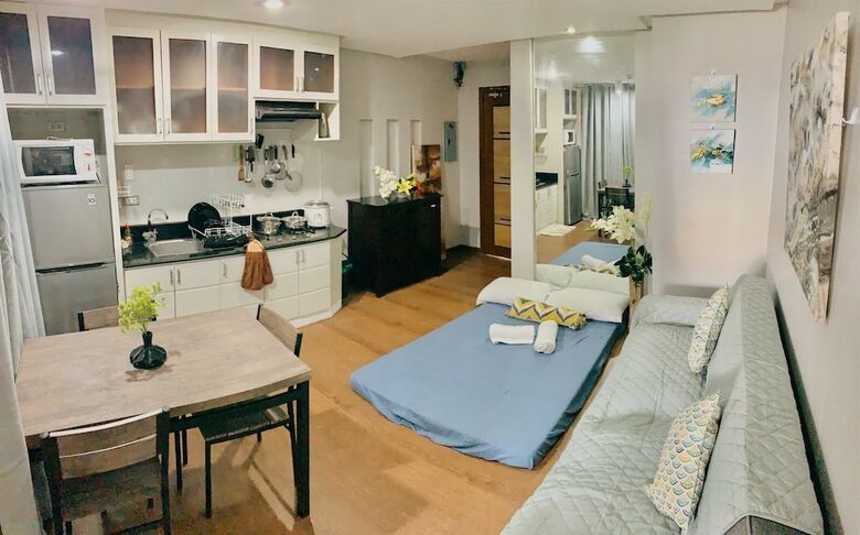 Spacious 1 Br Unit In Appleone Ayala