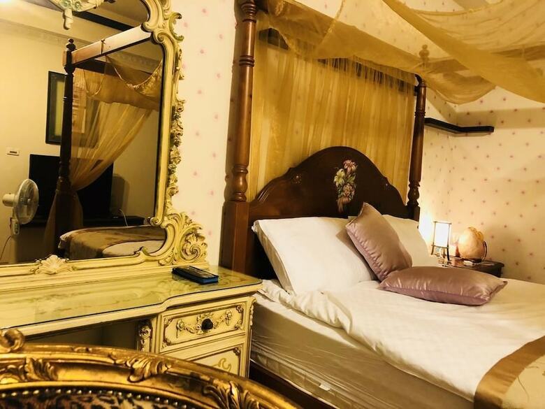 Bed & Breakfast Corner Love Homestay