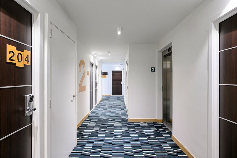 B&B Hotel Brussels Centre Gare Du Midi