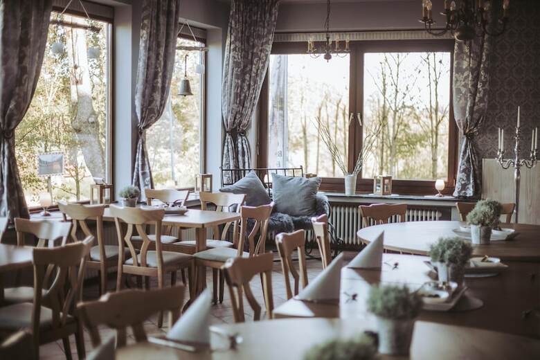 Hotel Zur Burg Sternberg