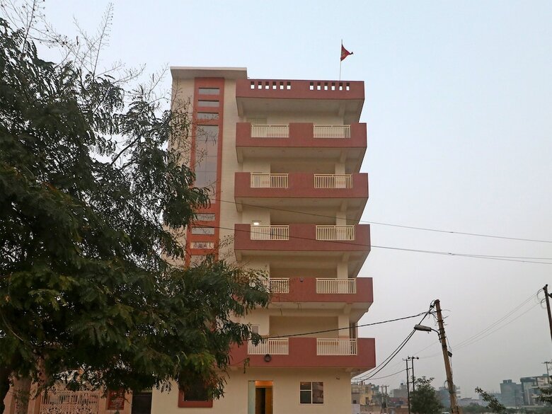 Oyo 28629 Hotel Crosswind