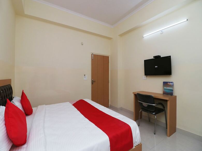 Oyo 28629 Hotel Crosswind