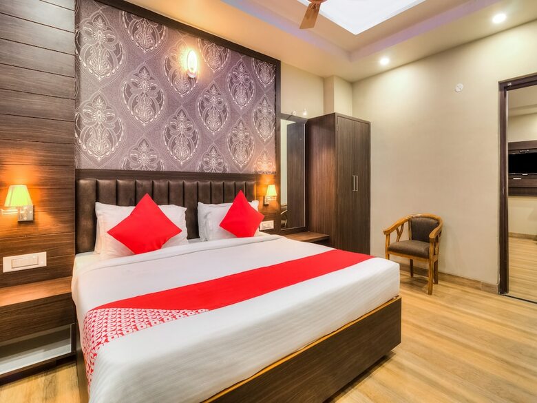 Hotel Capital O 28710 Mamta International