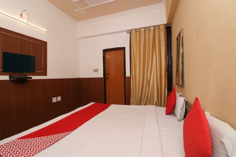 Oyo 28631 Hotel Parbati International