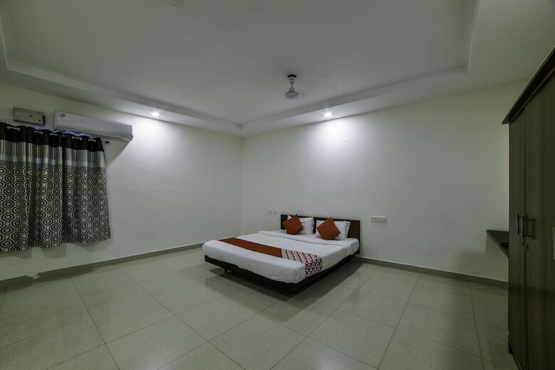 Hotel Oyo 28765 Green Stone