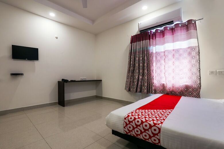 Hotel Oyo 28765 Green Stone
