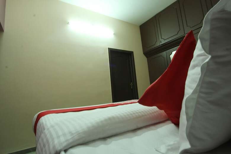 Oyo 28447 Hotel India Pride