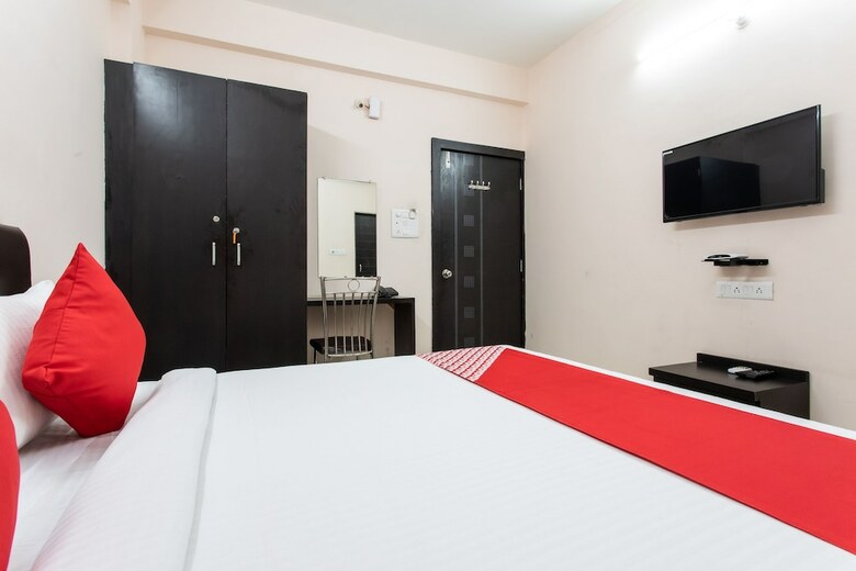 Oyo 27654 Hotel Grand Valley