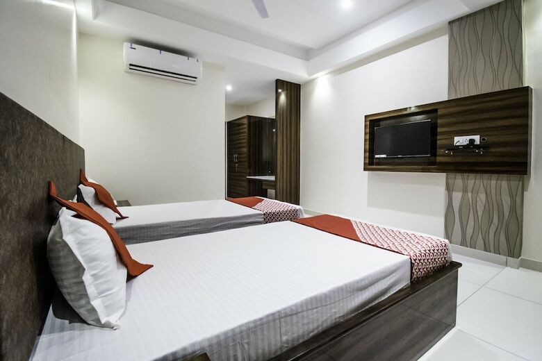 Hotel Oyo 23571 Jai Bhawani
