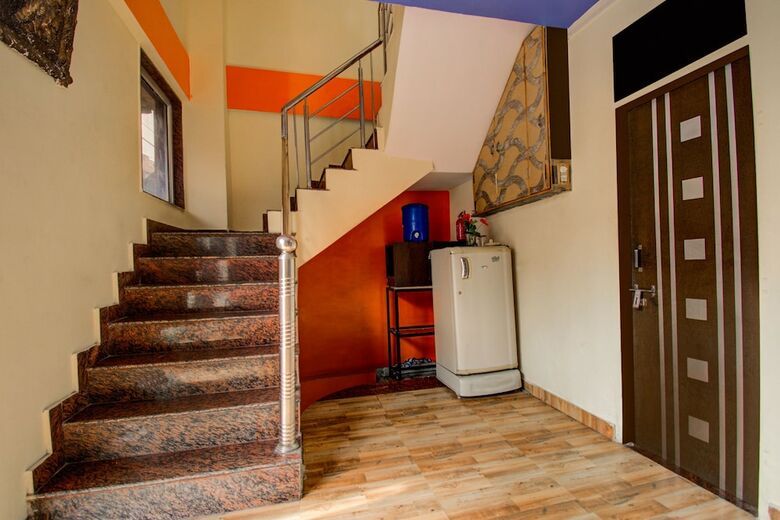 Oyo 23108 Hotel Bagga Vilas