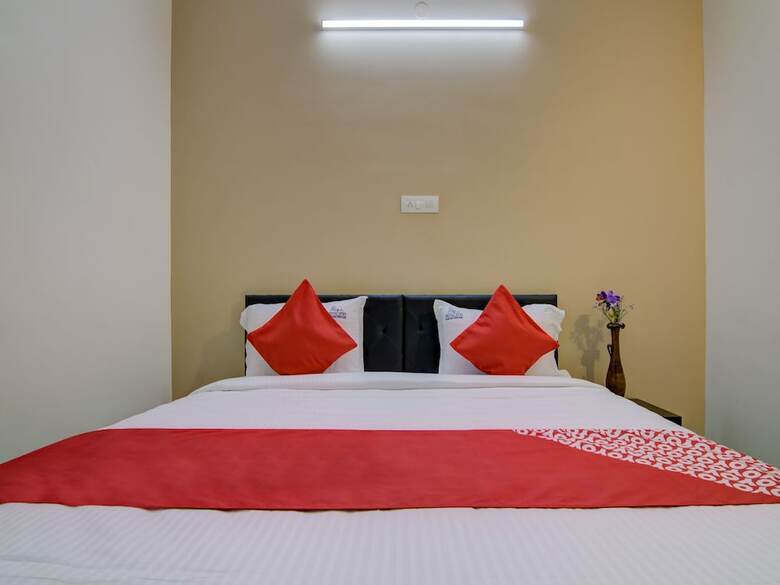 Hotel Oyo 24147 Royal Stay
