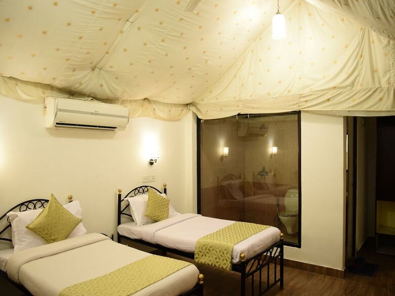 Hotel Oyo 4353 Aravali Tent Resort