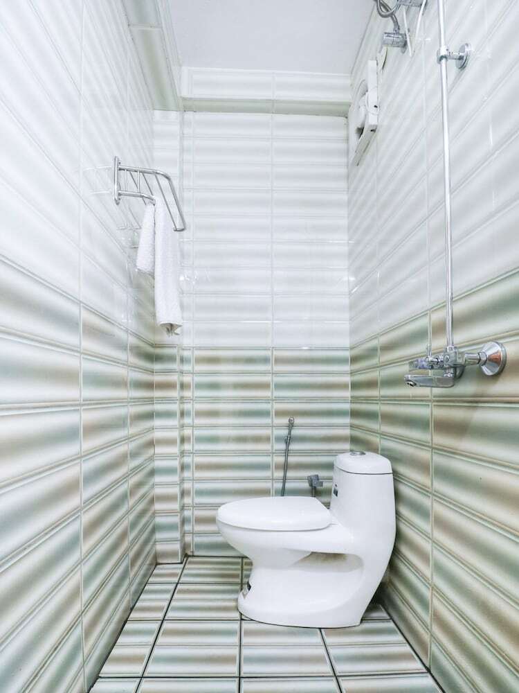Hotel Oyo 27738 Ghala Residency Inn