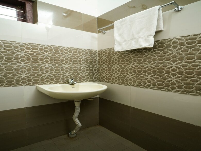 Hotel Oyo 13548 Leaf Garden Cottage