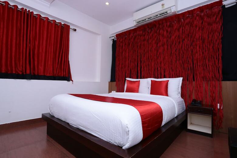 Hotel Oyo 28424 Coastal Residency