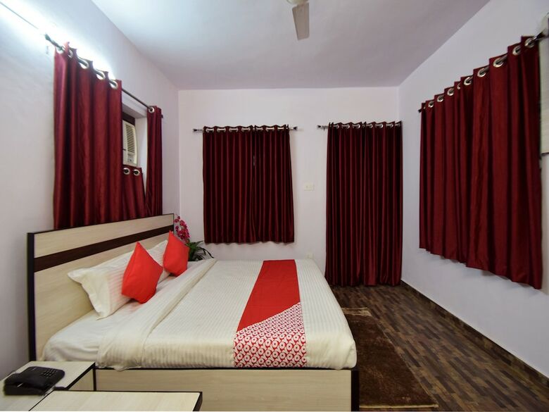 Hotel Oyo 23553 Padamgarh Residency