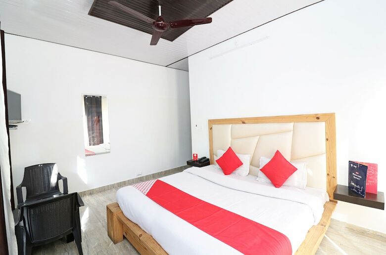 Oyo 24137 Hotel Himalayan Village