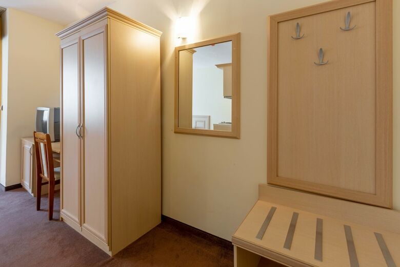 Aparthotel Studio With Kitchenette In Avalon Complex