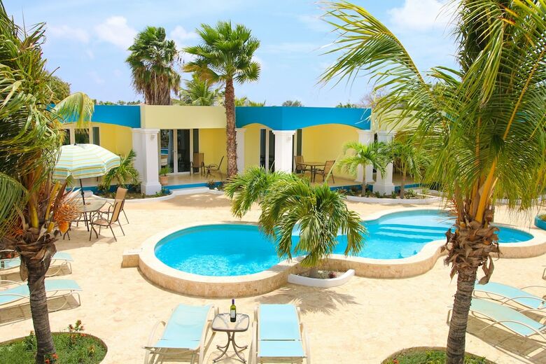Hotel Aqua Viva Suites