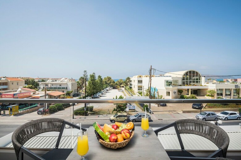 Sun Ray Luxury Aparthotel