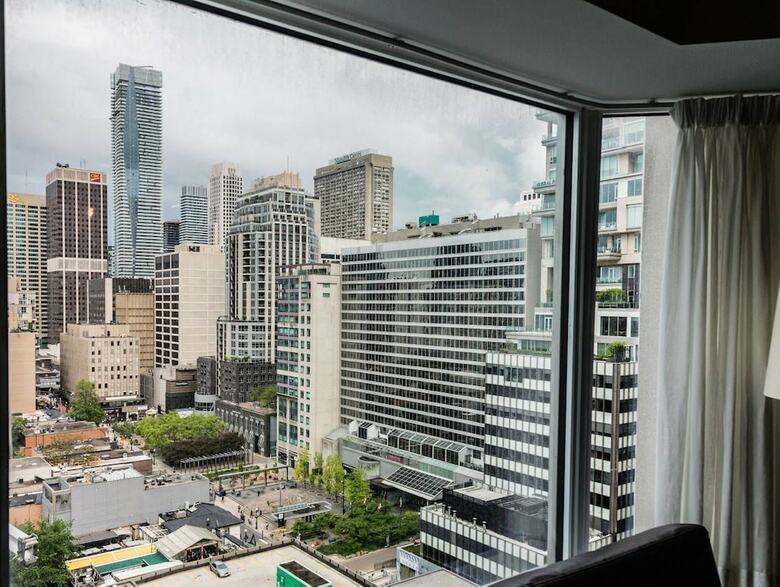 Apartamentos Luxury Yorkville Downtown Condo